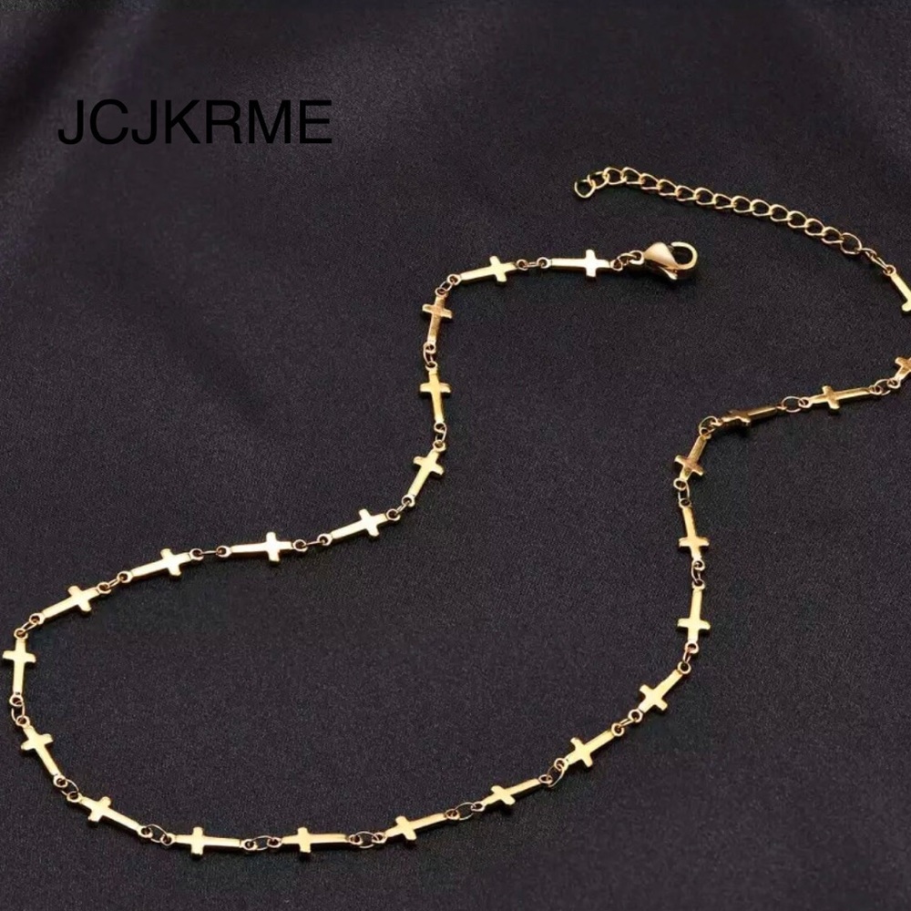 ✨✨✨Dainty Sideway Cross Necklace✨✨✨ - Picture 2 of 4